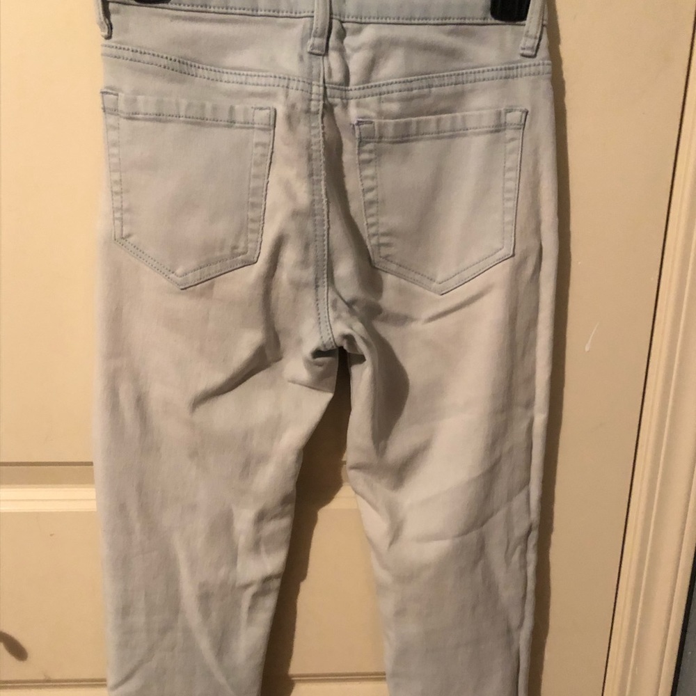 Jeans - Picture 2 of 3